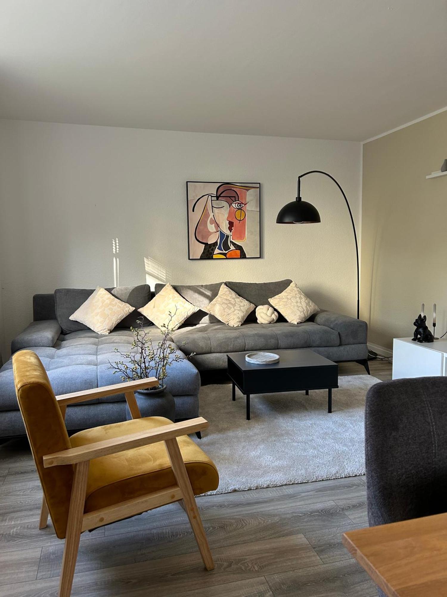 Modernes Designer-Apartment Fuer 7 Gaeste - 80Qm In Zentraler Lage, Self-Check-In Karlsruhe Exterior photo